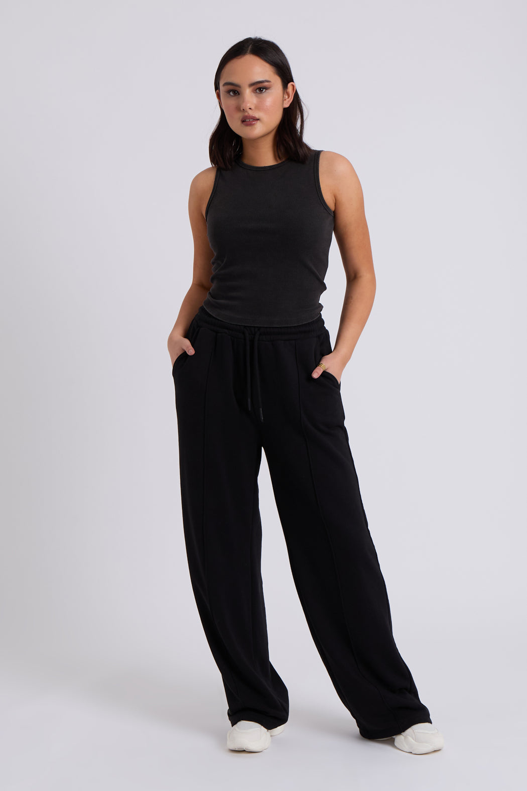 Wide leg denim jogger